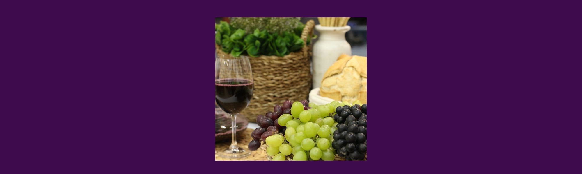 Wine, grapes, bread
